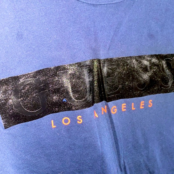 NWOT Guess T-Shirt - Picture 3 of 4